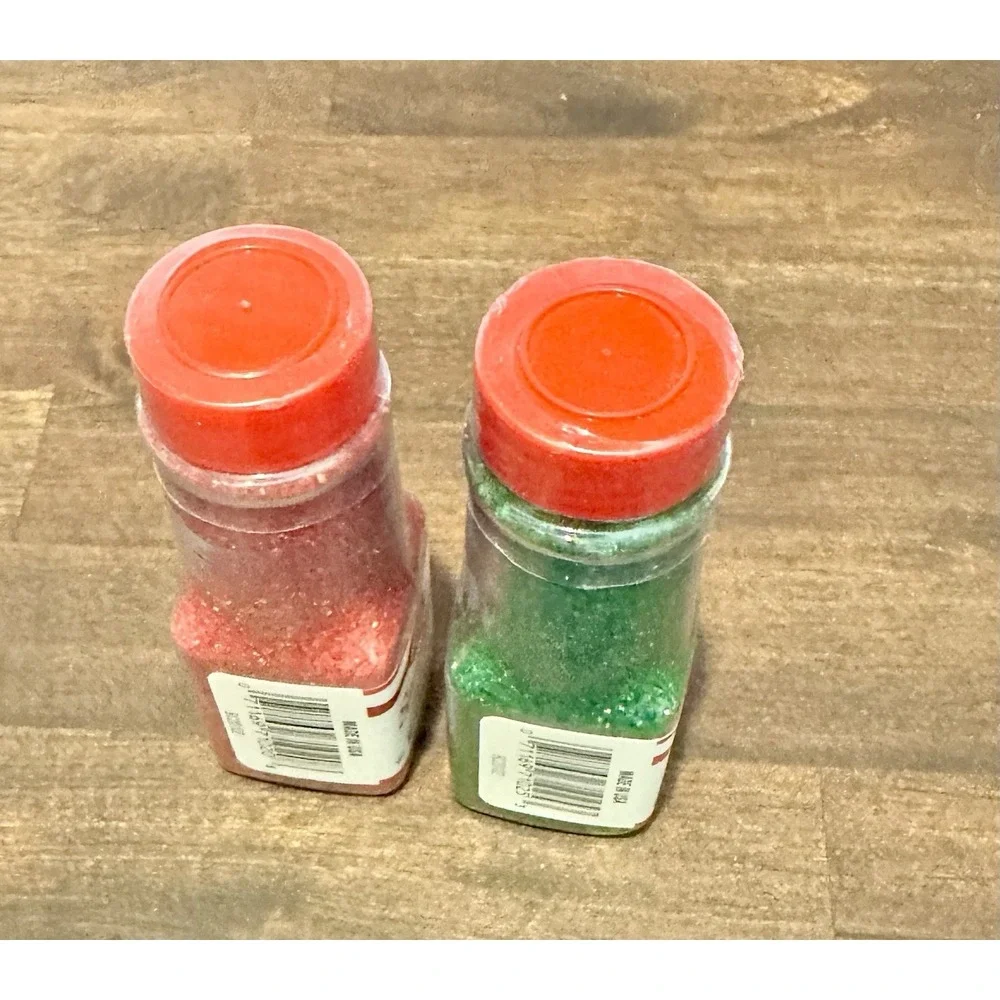 Betty Crocker Sugar Sprinkles Red and Green Size of ea.bt 2.25 oz 63.8g USA NEW